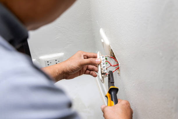 Best Electrician Near Me  in Cedar Heights, MD